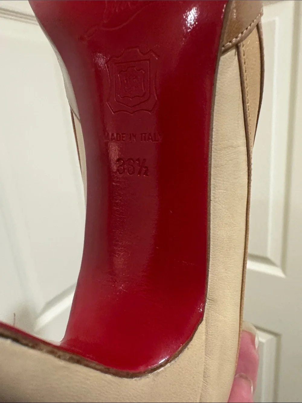 Christian Louboutin/Classic Three-Tone Beige and Darker Cream Women's Heels! 6.5